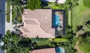 9022 Lakes Boulevard Photo