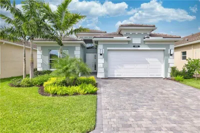 9583 Highland Pointe Pass 1
