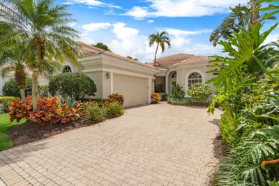 7695 Villa D Este Way 1