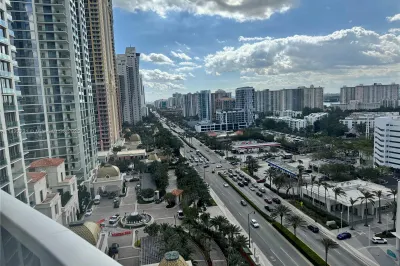 18001 Collins Ave #918 1