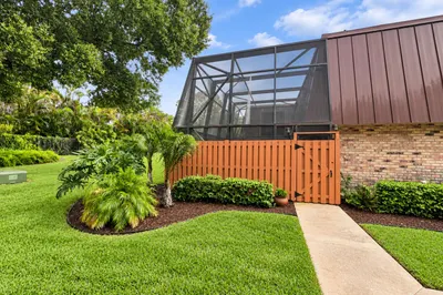 5913 SE Windsong Lane #834 1