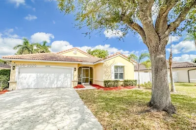 18795 NW 24th Ct 1