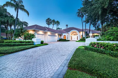 219 Thornton Drive 1
