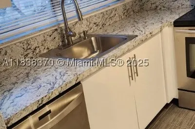 2501 NW 41st Ave #201 1