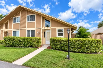 232 Maplecrest Circle 1