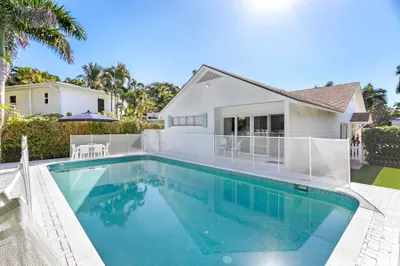2112_Miraflores_08_MLS