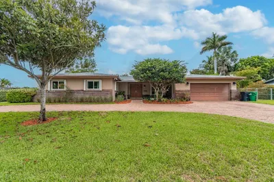 11720 SW 104th Ave 1