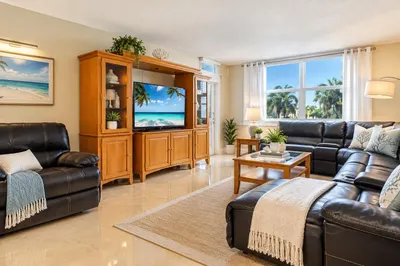 4250 Galt Ocean Drive #1A 1