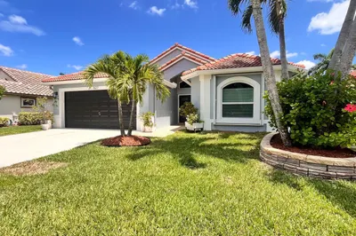 1627 Oak Berry Circle 1