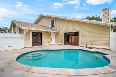Private pool