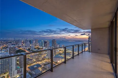 20 NE 11th Street #6101 1