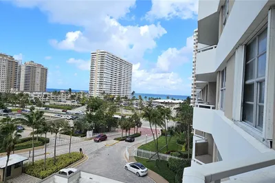 1985 S Ocean Dr #5D 1