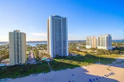 3000 N OCEAN Drive N #33B 1