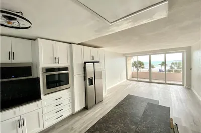 345 N FORT LAUDERDALE BEACH Boulevard #204 1