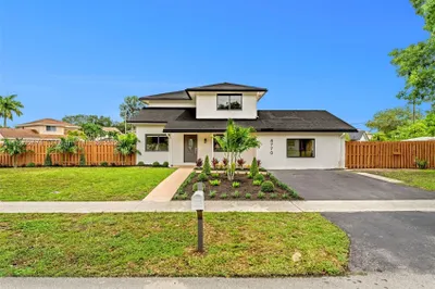 4770 NW 115th Way 1