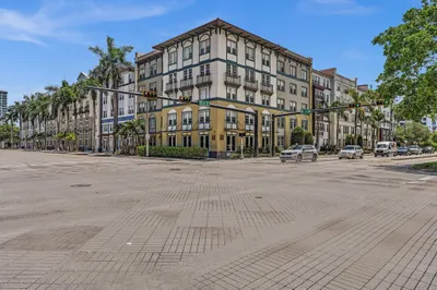 533 NE 3rd Avenue #237 1