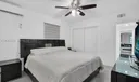 831 E 10th Pl Photo