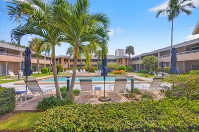 1100 Surf Road #109 1