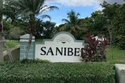 8040 Sanibel Dr #8040 1