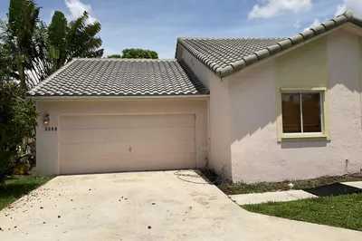 6099 Farmers Place 1