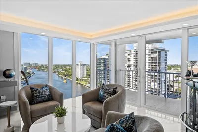 2800 E Sunrise Boulevard #18A 1