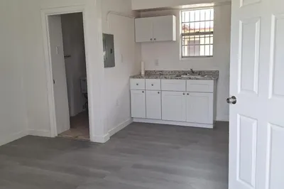 3007 NW 59th Street #5 1