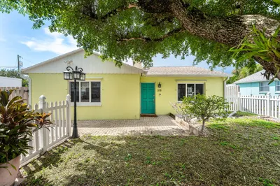 001-318WestMangoStreet-Lantana-FL-33462-