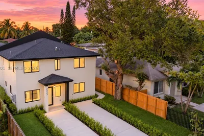 2323 NW 55th Ter 1