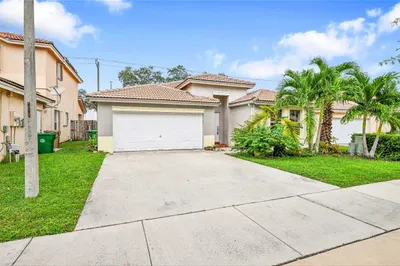 13761 N Garden Cove Circle 1