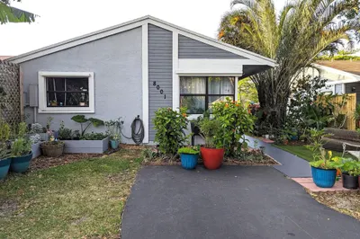8001 NW 41st Court 1