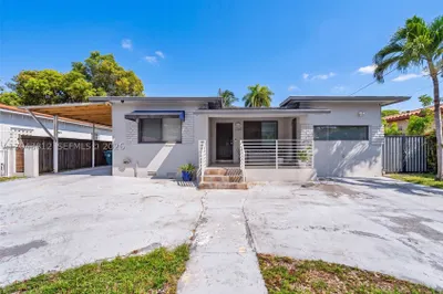 2360 SW 2nd St 1