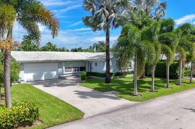 128 Vassar Drive 1