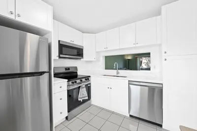 5570 Lakeside Drive #102 1