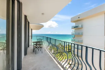 180 Degree Wraparound Balcony