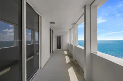 10275 Collins Ave #1511 1