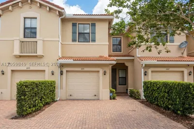 1091 NW 33rd Ct 1