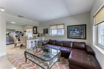 1676 NE 40th Street 1