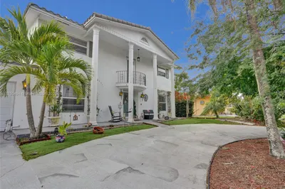 Gorgeous corner lot