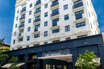 4220 Laguna Street #703 1