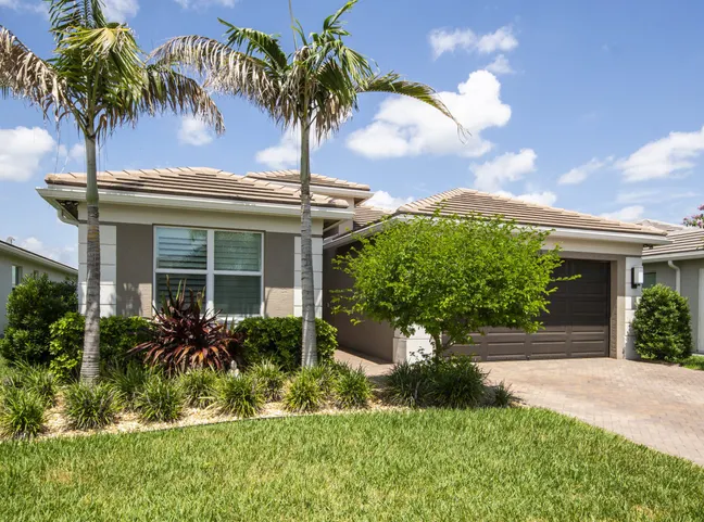 Just Listed | 11750 SW Coral Cove Parkway