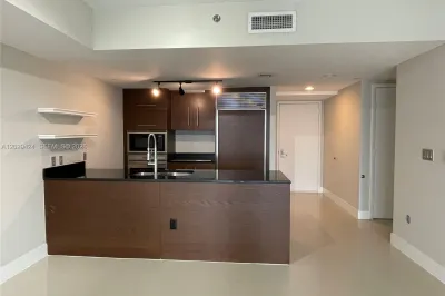 475 Brickell Ave #414 1