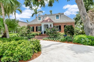645 Riomar Drive 1