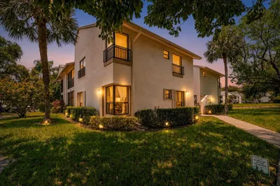 3729 NW 35th Street 1