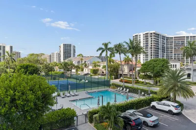 4600 S Ocean Boulevard #301 1