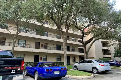 10501 W Broward Blvd #405 1