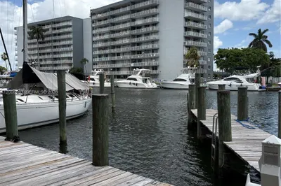 Dock