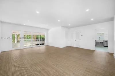 60 Park Dr #D 1