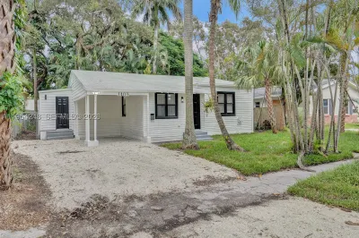 1409 SW 1st Street 1