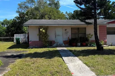 17005 NW 52nd Pl 1