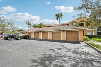 3673 NW Adriatic Lane 1